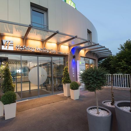 Holiday Inn Express Paris - Velizy By Ihg Exterior photo