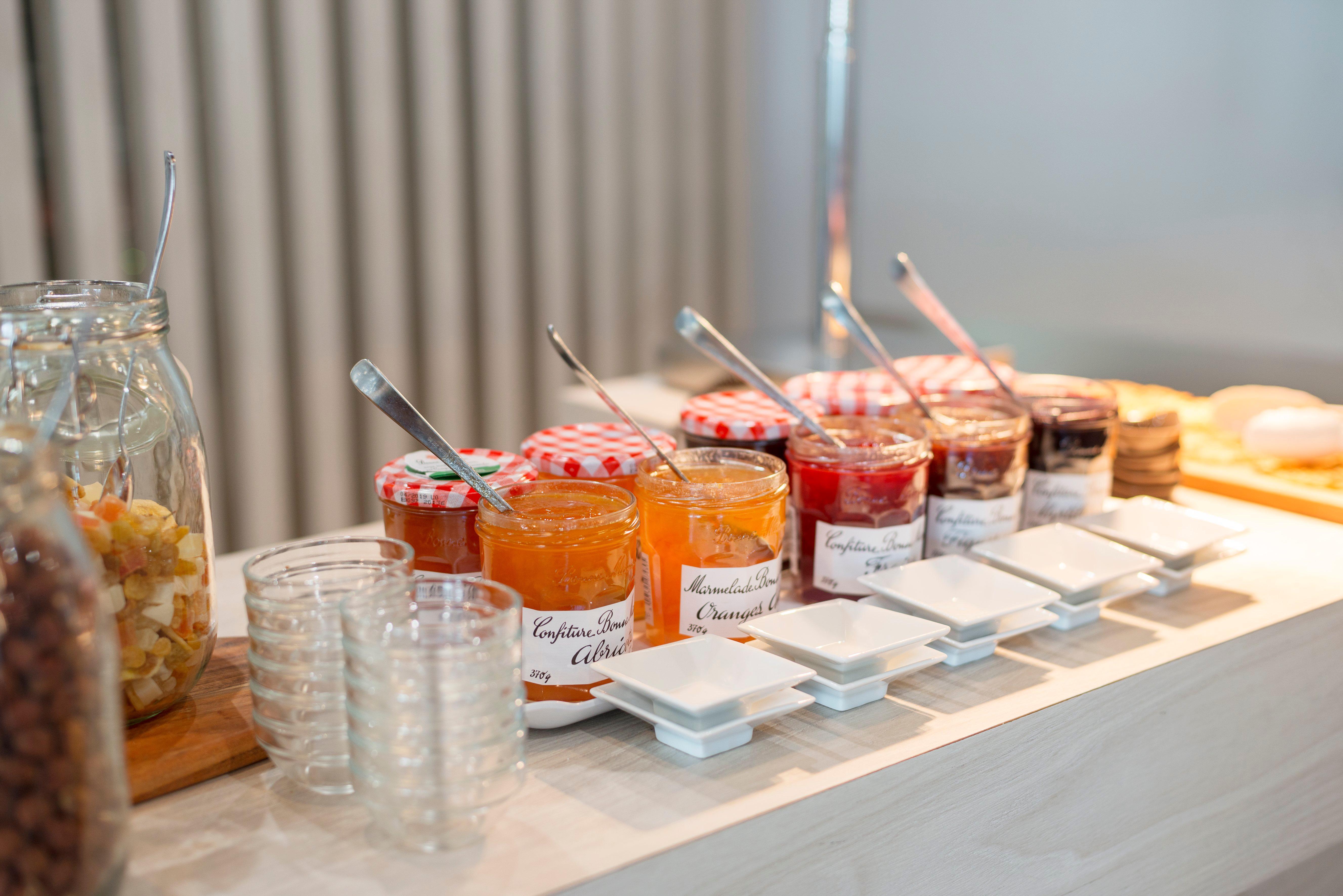 Holiday Inn Express Paris - Velizy By Ihg Exterior photo