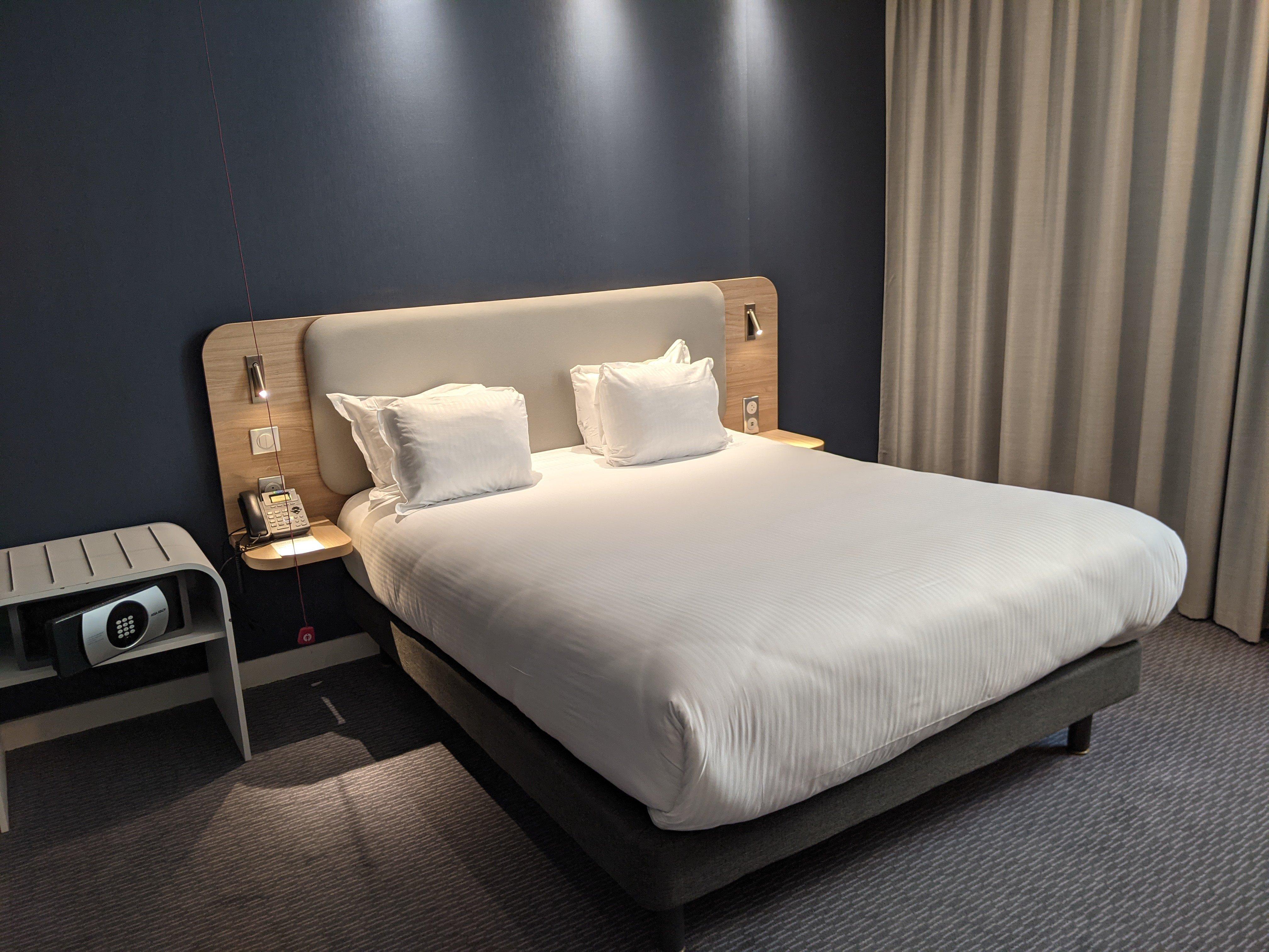 Holiday Inn Express Paris - Velizy By Ihg Exterior photo